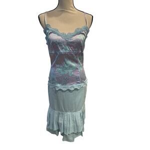 ⭐️ Women’s Don Caster 2-Piece Skirt and Silk Top. Skirt Size 2 Top size 4